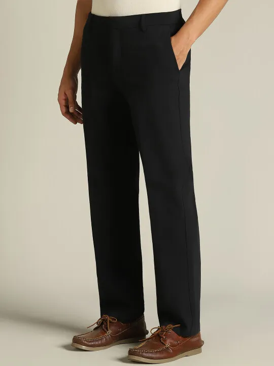 Buy Men Black City Tech Straight Fit Trousers | Dockers® India