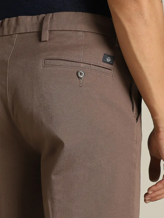 Buy Men Brown Workday Khaki Straight Fit Trousers | Dockers® India