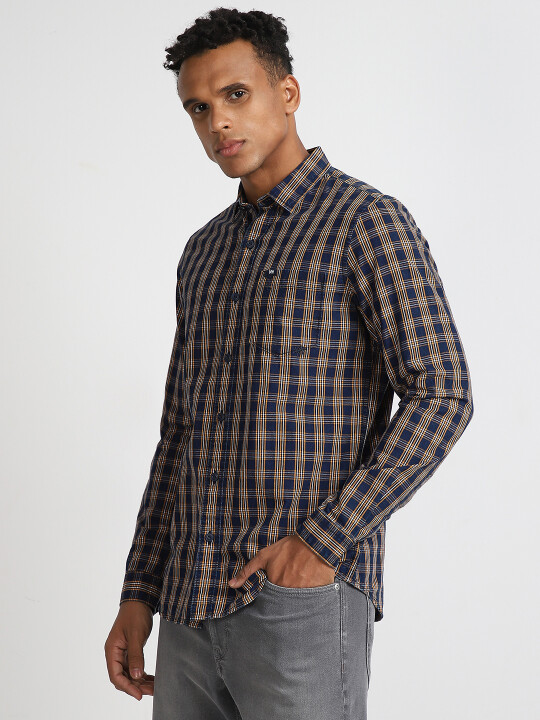 Buy Lee Men Checked Blue Slim Fit Shirts | Lee® India Official