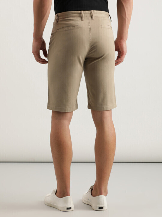 Buy Lee Men Green Cotton Stretch Mid Rise Slim Fit Shorts Lee