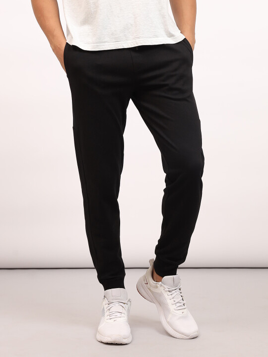 Buy Lee Men Black Cotton Polyester Blend Mid Rise Joggers Lee India Official Web Store Jeans T Shirts and Shirts for Men and Women