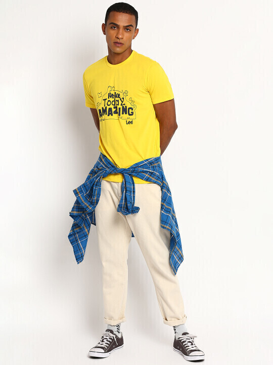 Buy Lee Men Bright Yellow Graphic Print Slim Fit T Shirt