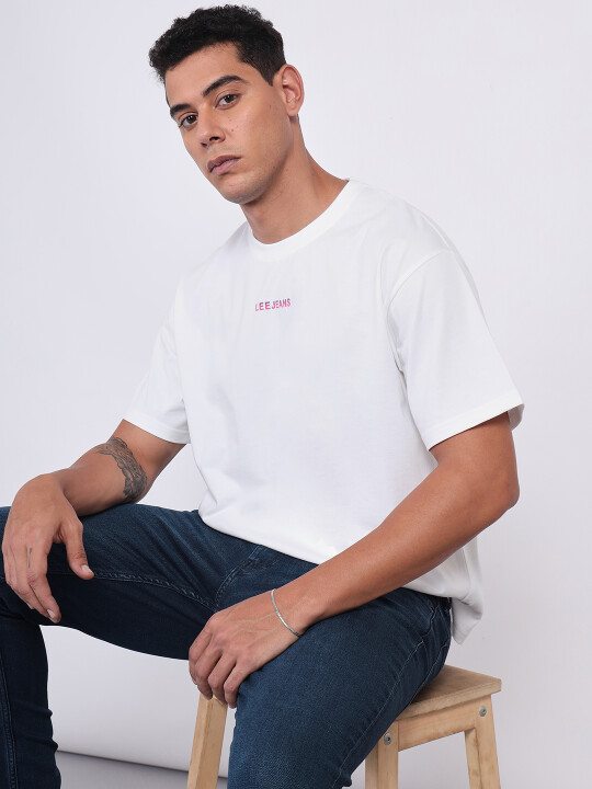 Buy Lee Men Back Print White Crew Neck Oversize Fit Tshirt | Lee
