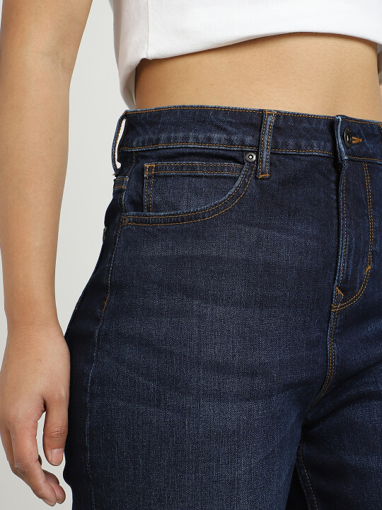 Buy Lee Women Blue Legendary Mom Fit Jeans Lee® India Official - Main Image