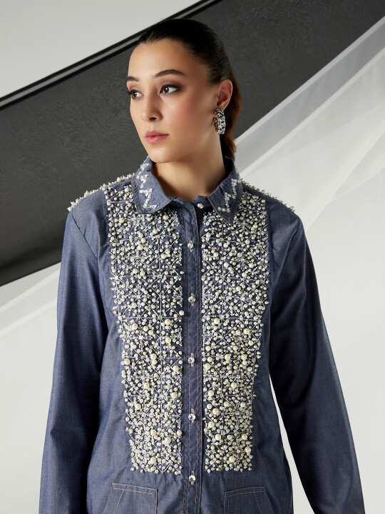 Buy Lee Women Stone Embellishment Grey Shirt | Lee® India Official