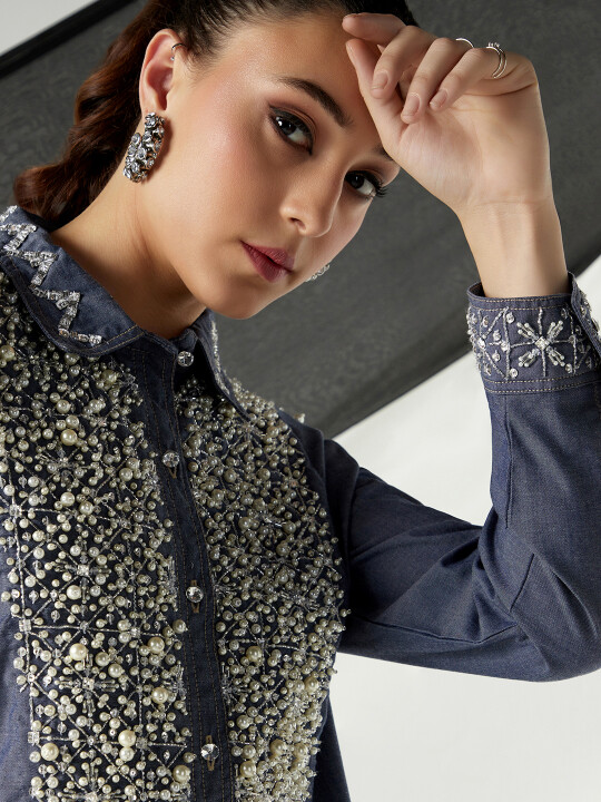 Buy Lee Women Stone Embellishment Grey Shirt | Lee® India Official