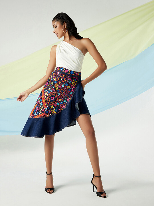 Buy Women Blue Embroidered Regular Tailored FitFit Skirt Lee