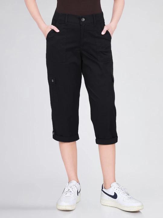Buy Lee Women Black Mid Rise Comfort Fit Capris Lee® India