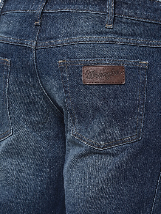 Buy Wrangler Men's Solid Indigo Jeans (Straight) | Wrangler® India