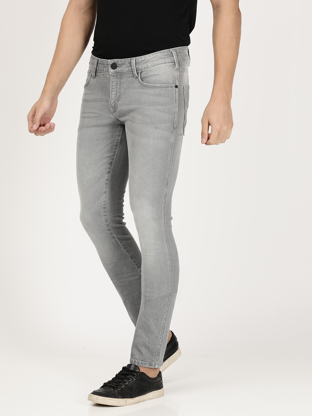 Wrangler Men's Skanders Grey Jeans (Slim)