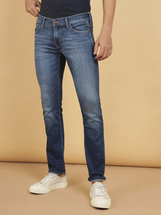 Buy Wrangler Men Blue Vegas Skinny Fit Low Rise Jeans | Wrangler