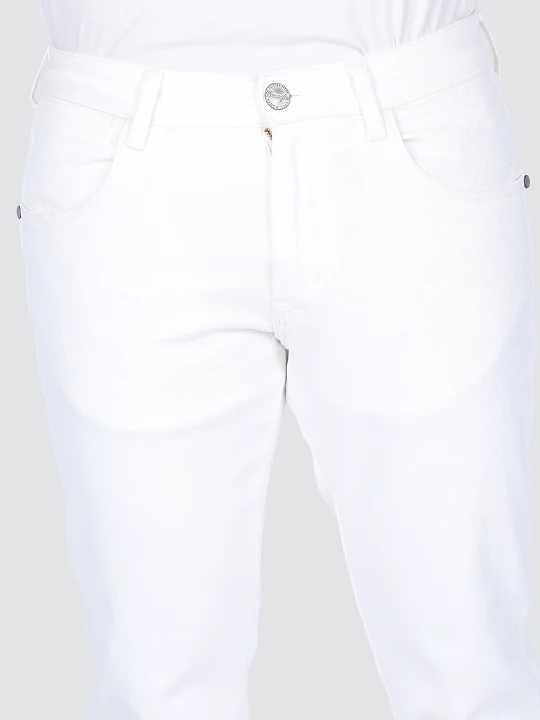 Buy Wrangler Men White Millard Regular Fit Mid Rise Jeans
