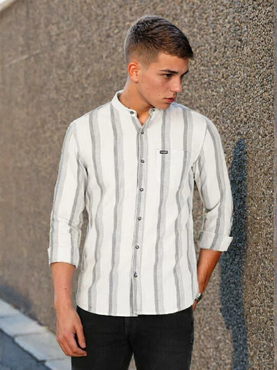 Wrangler Men's Striped Grey Shirt (Regular)