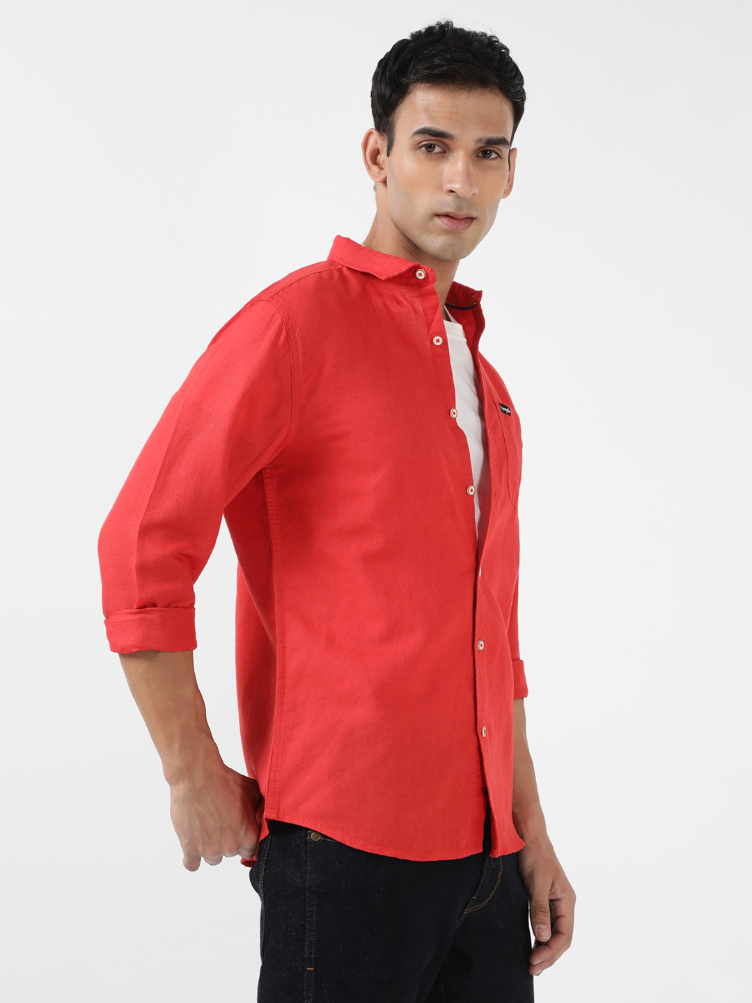 Buy Men Solid Red Regular Fit Shirt Wrangler® India Official