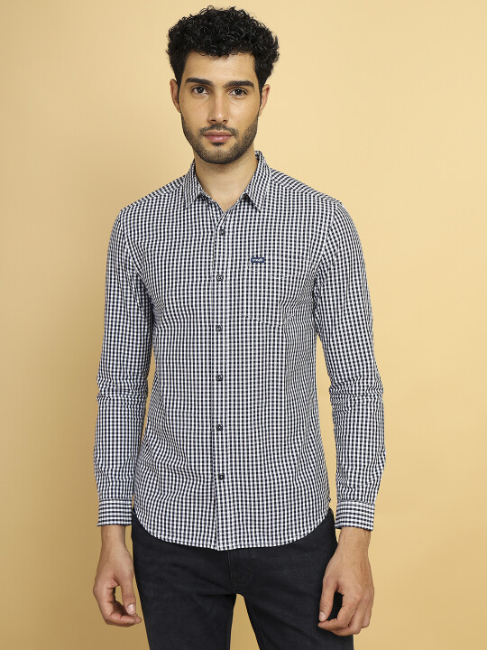 Buy Men Checked Blue Regular Fit Shirt | Wrangler® India Official
