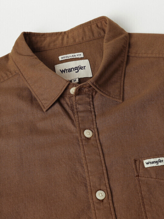 Buy Men Solid Brown Regular Fit Shirt | Wrangler® India Official