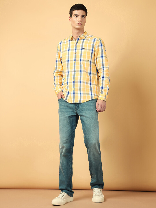 Wrangler Men's Checked Yellow Shirt (Regular)