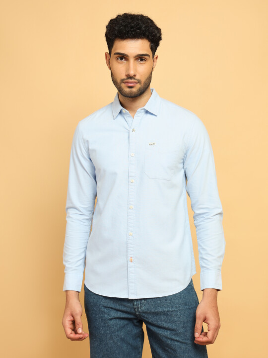 Buy Men Solid Blue Regular Fit Shirt Wrangler® India Official