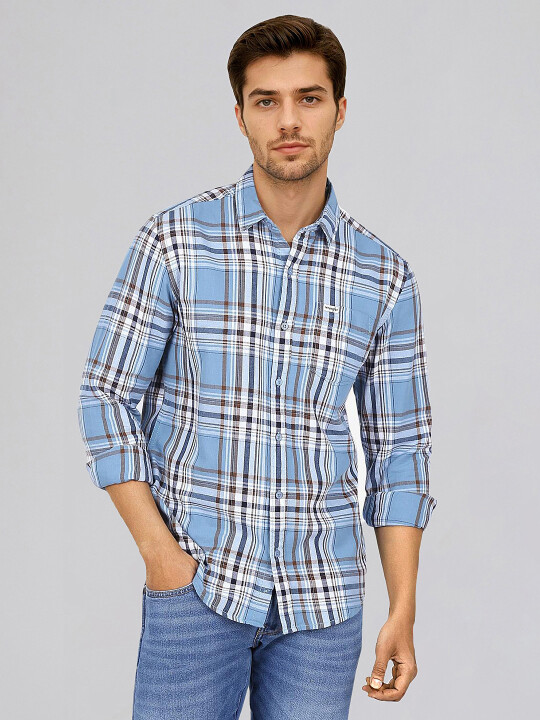 Buy Men Checked White Regular Fit Shirt | Wrangler® India Official