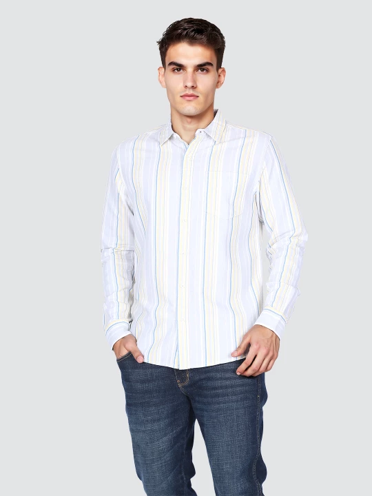 Buy Wrangler Men Solid Yellow Regular Fit Shirt | Wrangler® India