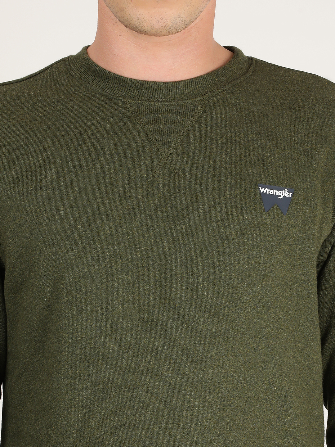 Buy Men Solid Green Regular Fit Sweatshirt Wrangler® India - Main Image