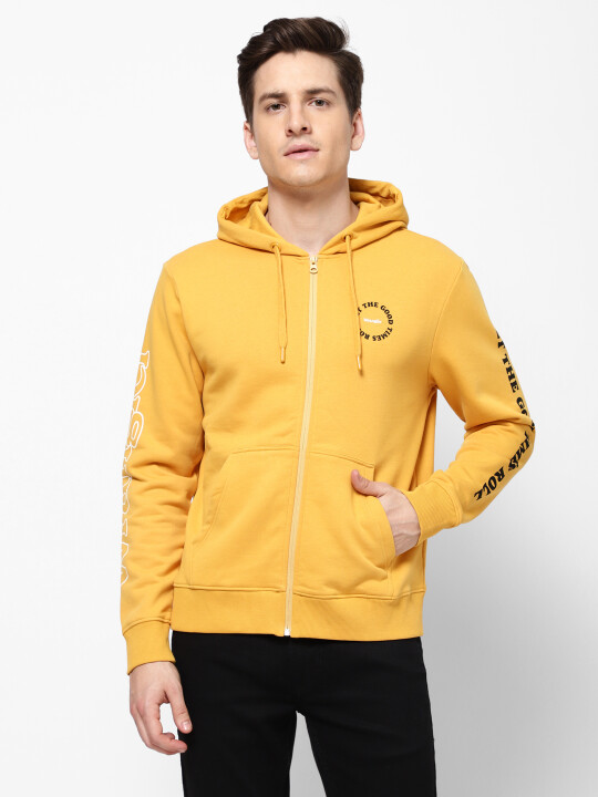 Wrangler store yellow sweatshirt