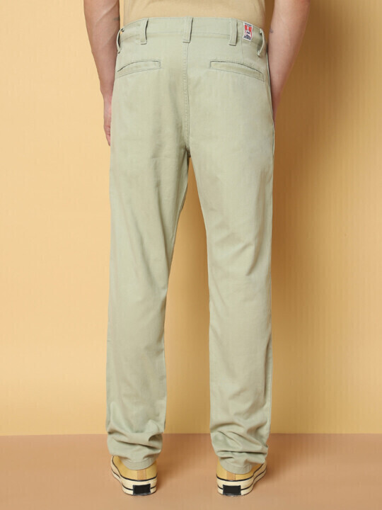 Buy Men Green Cotton Mid Rise Regular Fit Trousers | Wrangler
