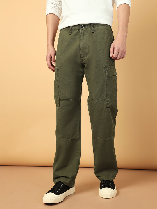 Wrangler Men's Relaxed Fit Flex Cargo Pants - Black 38x32 : Target