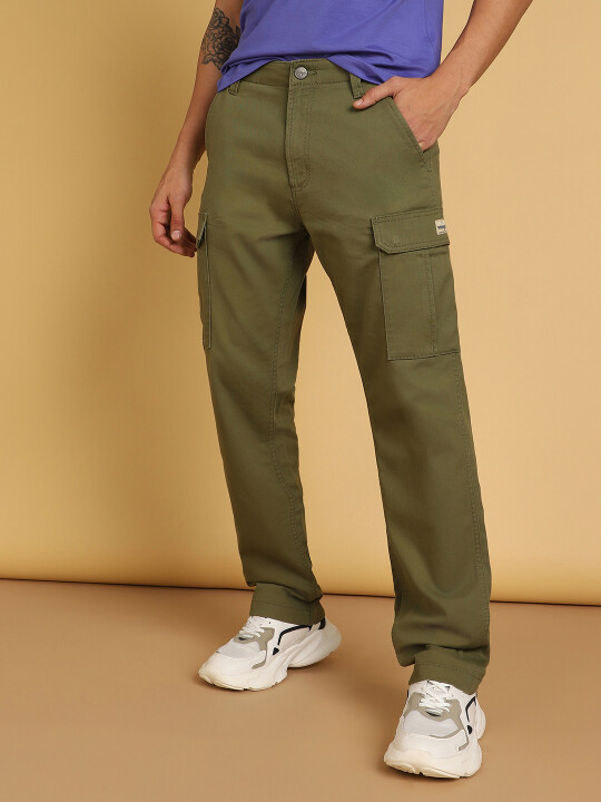 Buy Men Green Mid Rise Regular Fit Chino Pants | Wrangler