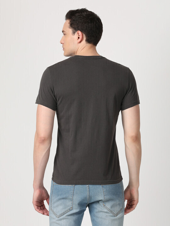Buy Wrangler Men Printed Grey Crew Neck Regular Fit Tshirt