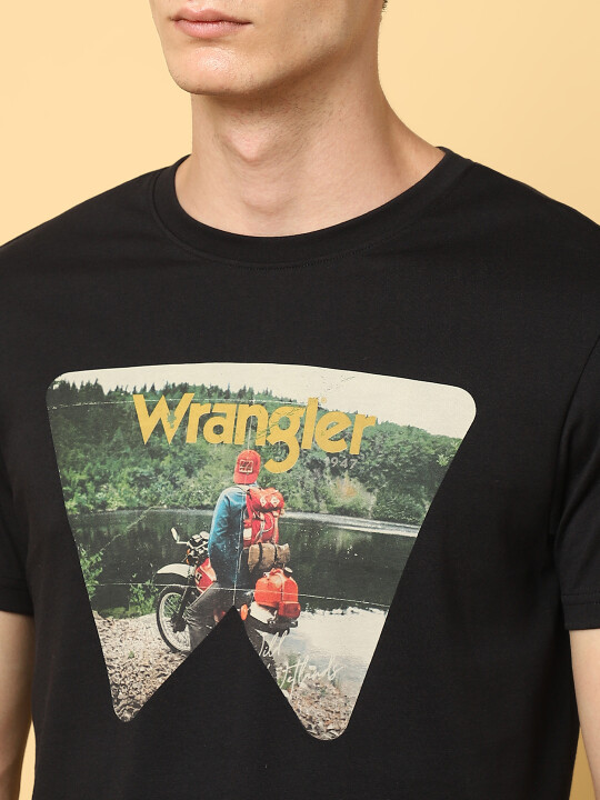 Buy Men Graphic Print Black Crew Neck Regular Fit Tshirt