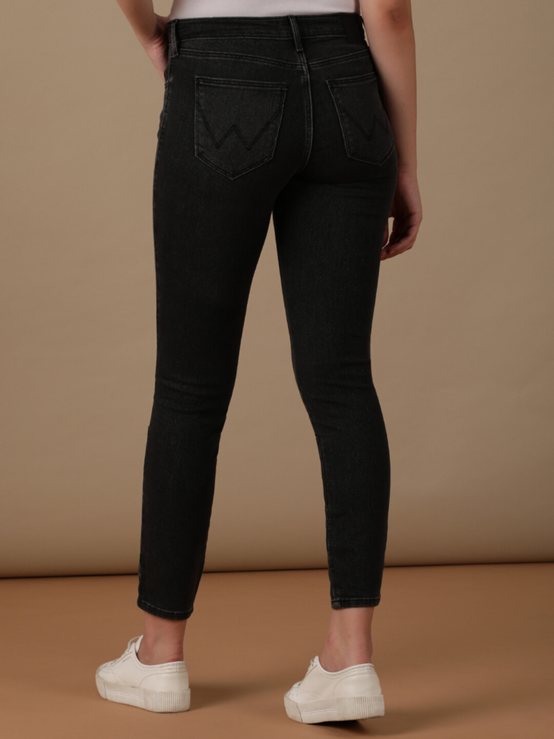 Wrangler Women's Black Body Bespoke Jeans (Skinny)