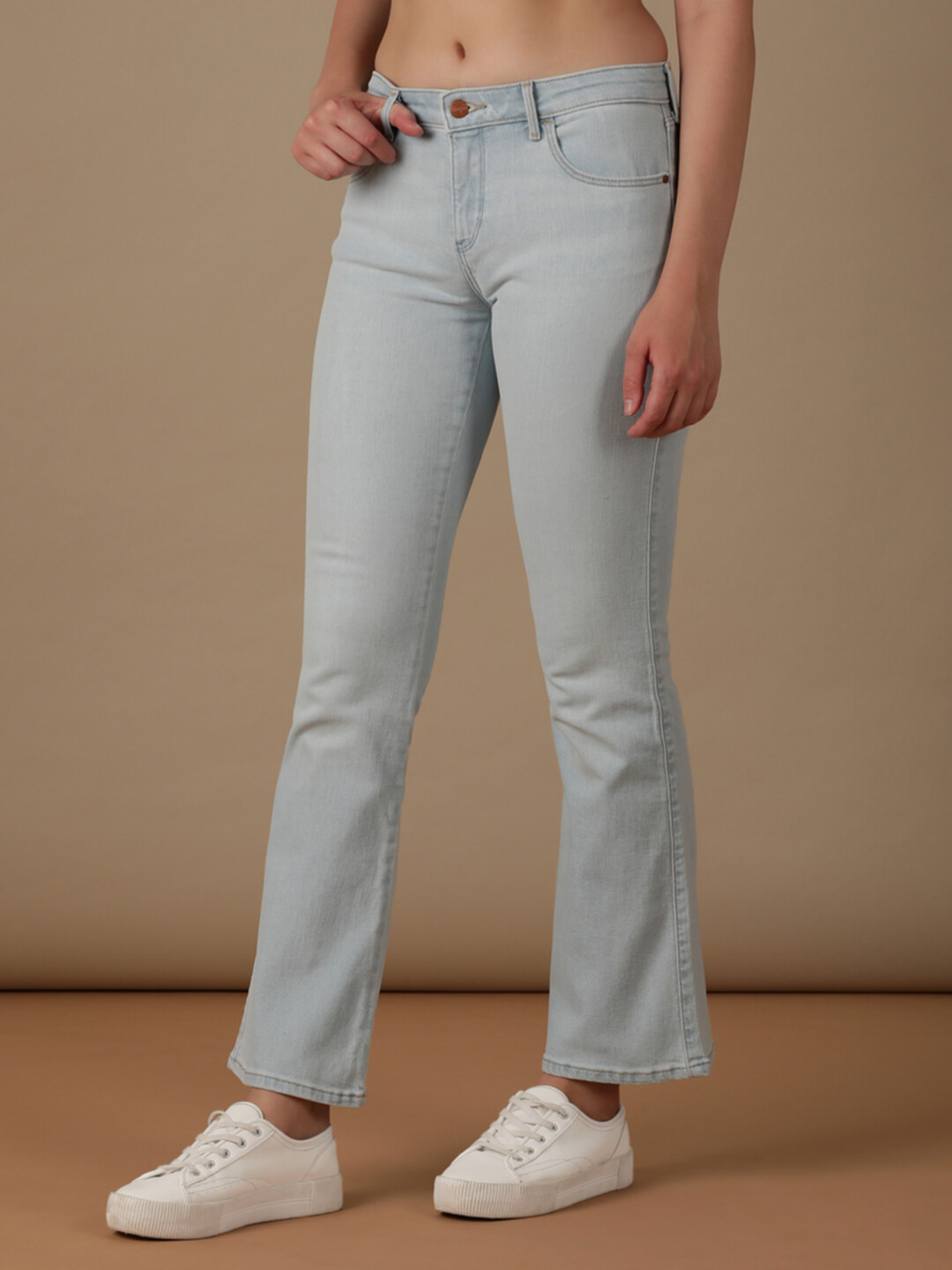 Buy Women Blue Boot Cut Fit Mid Rise Light Fade Jeans Wrangler