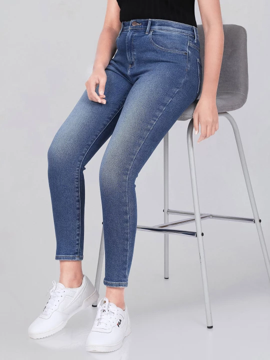 Buy Women Blue Skinny Fit Jeans Wrangler® India Official