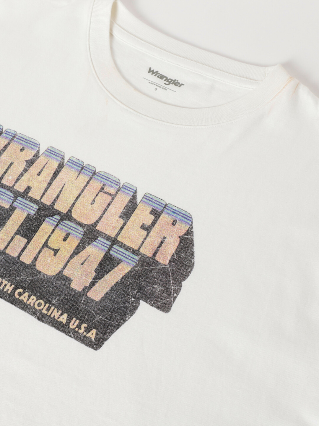 Buy Women Graphic White Crew Neck Boxy Fit Tshirt | Wrangler